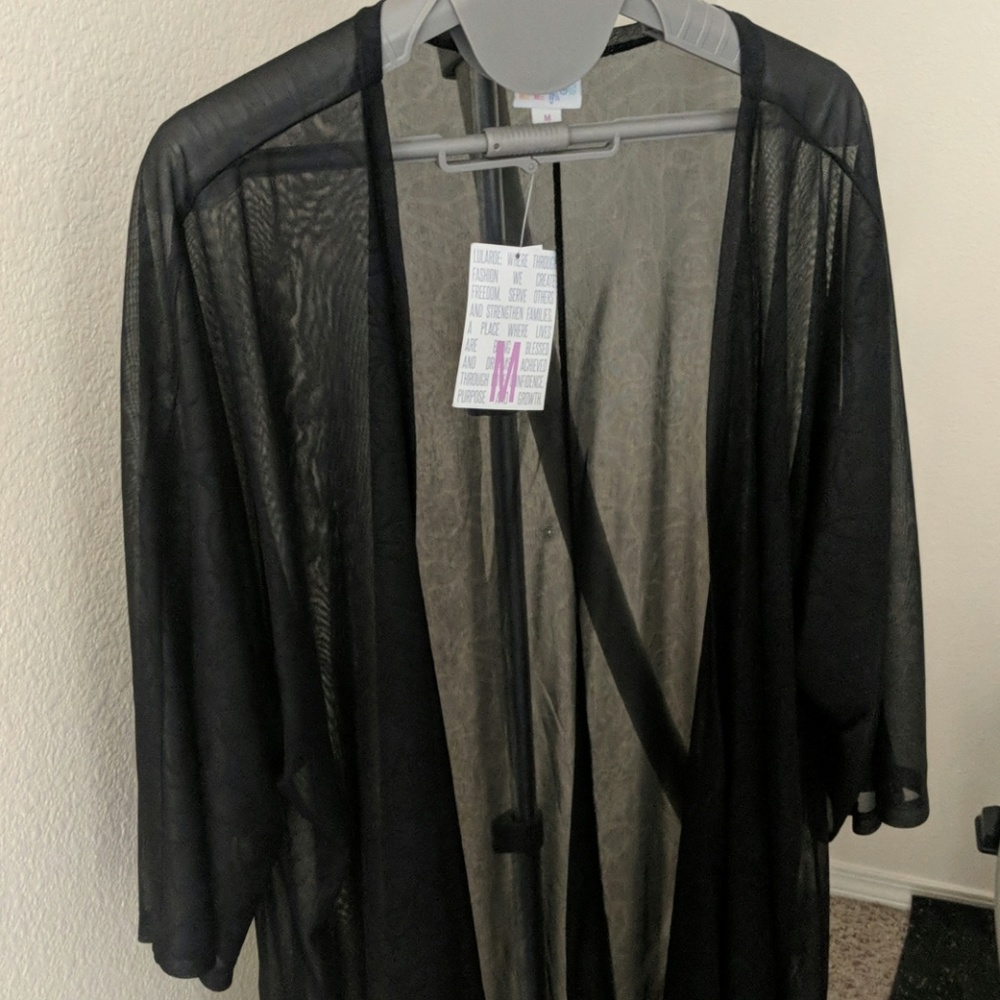 NWT Lularoe Lindsay in Medium